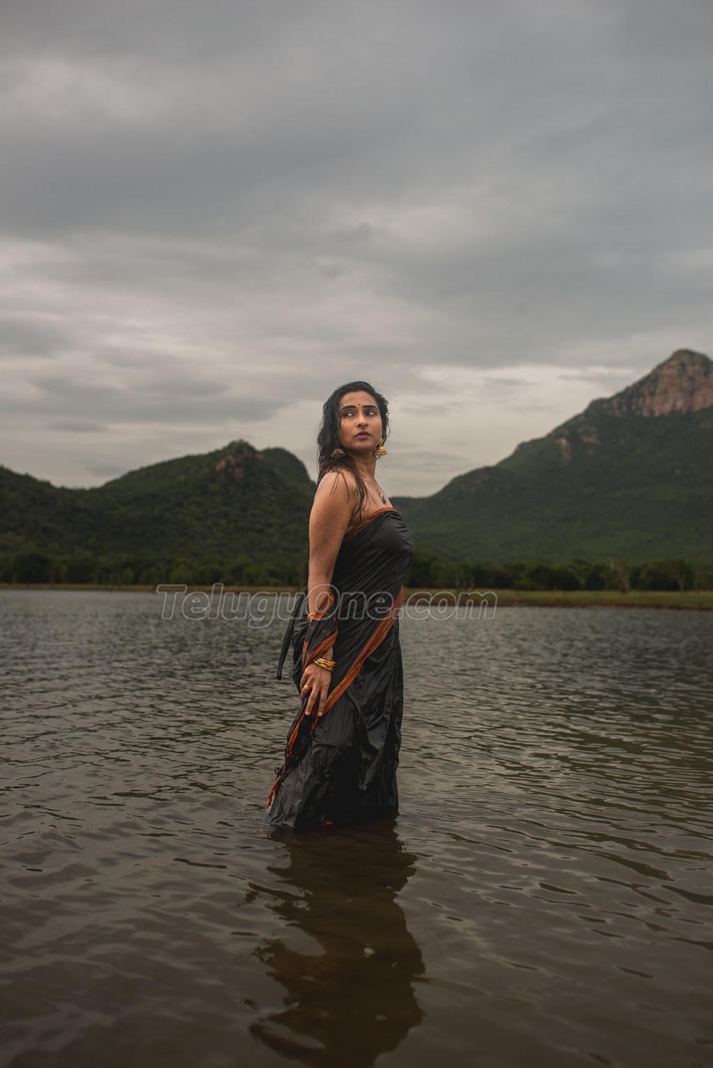 Dr Ramya Ramakrishna Outdoor Photo Shoot
